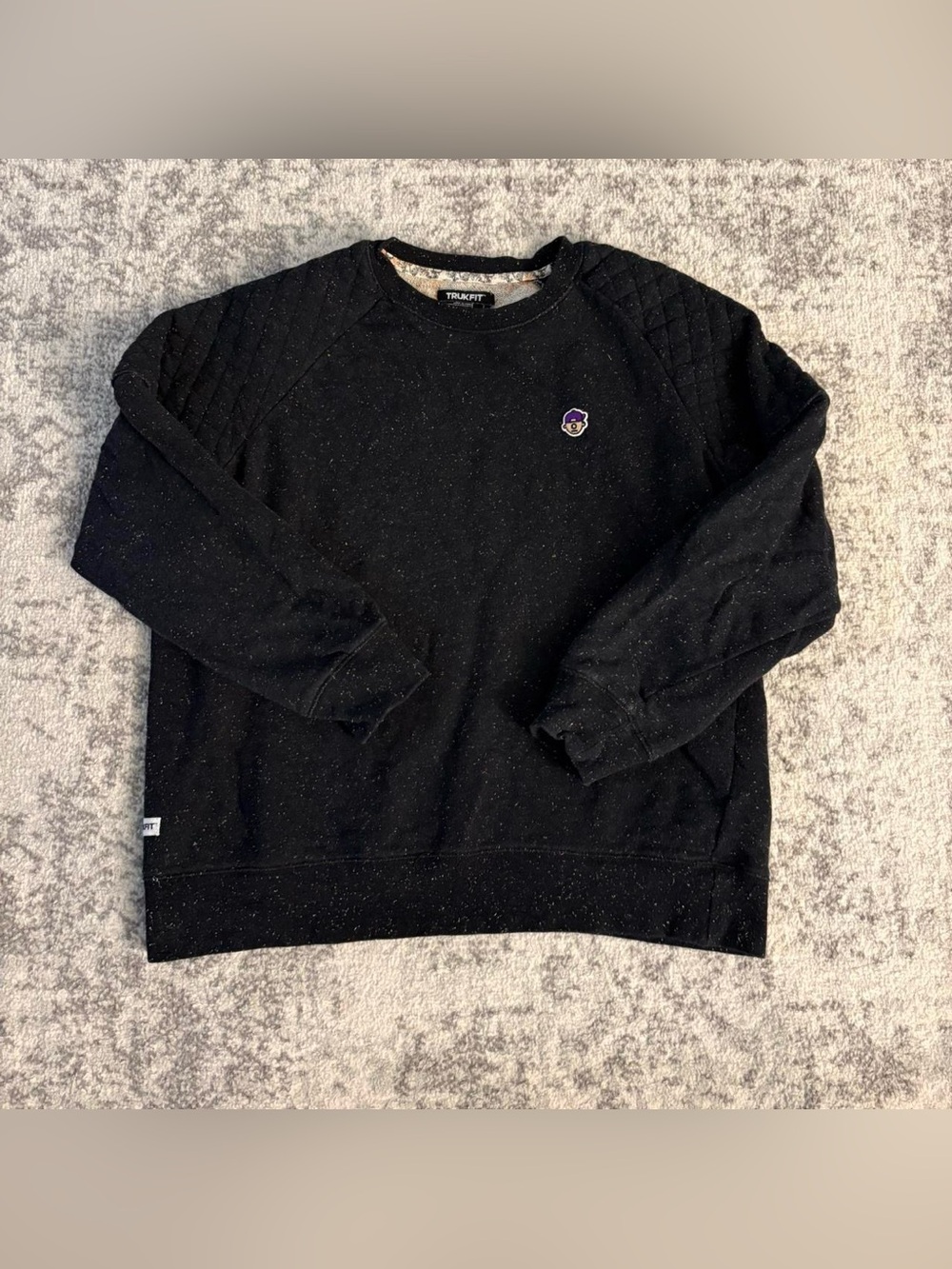 Men’s Large Trukfit Black Quilted Shoulder Crew Neck Sweater